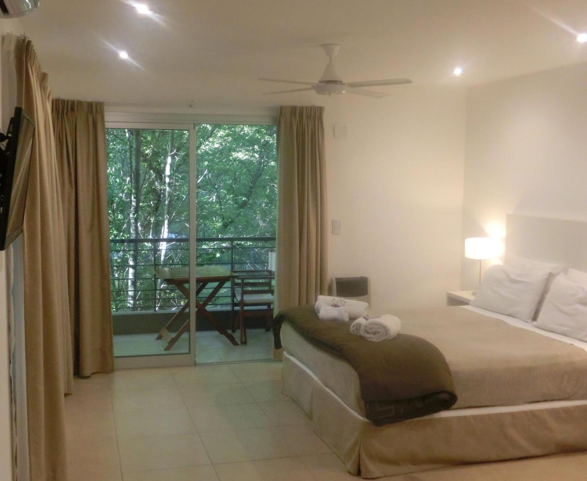 Complejo Aires Del Bosque Apartment Chascomus Bagian luar foto